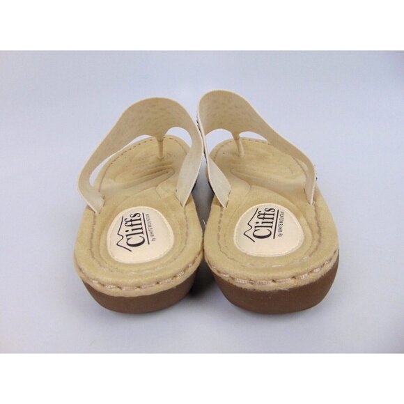 Cliffs By White Mountain Calling Low Wedge Sandals, Women's Size 7/8 Med, White - Picture 4 of 6